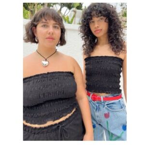 Lisa Says Gah Greer Smocked Strapless Top